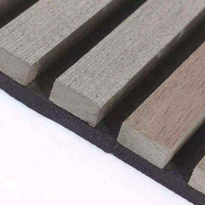Élimination du bruit par le bois naturel Plateforme sonore Panneaux acoustiques Installation rapide pour le style