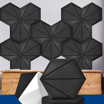 Panneaux acoustiques en fibres de polyester ignifuges